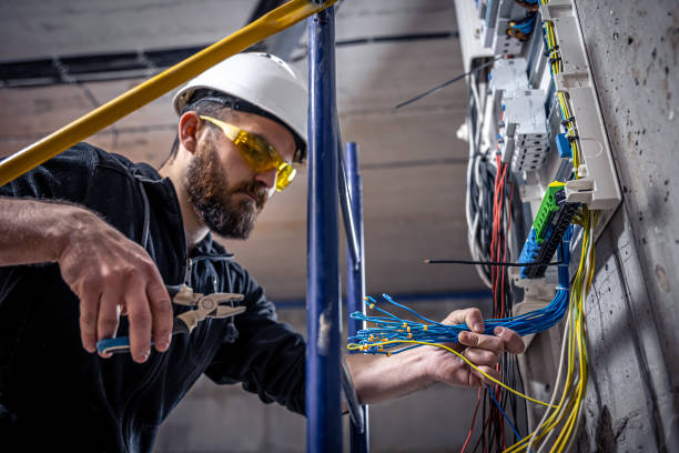 Best Ceiling Fan Installation Electrician  in Seacliff, CA